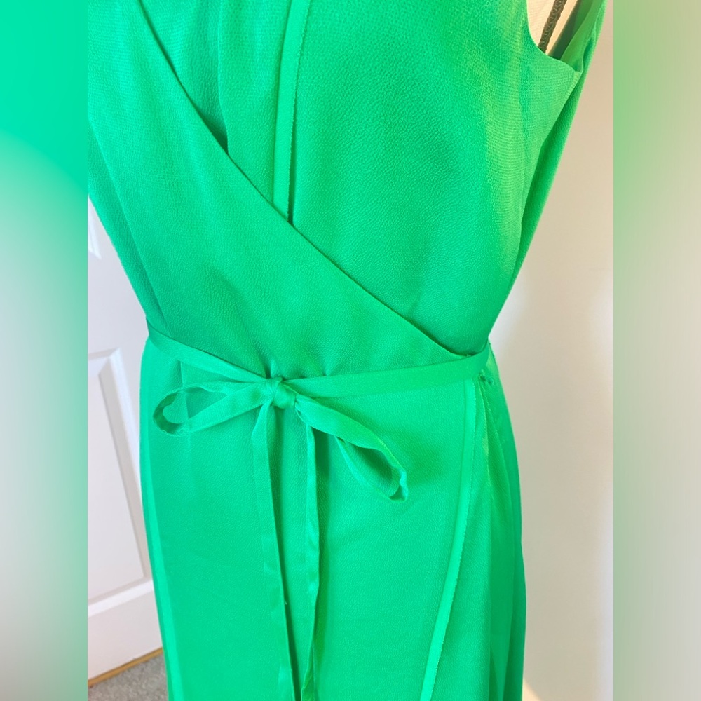Banana Republic Kelly Green Vneck Midi Wrap Dress Tie Belt Medium Sleeveless NWT - Picture 10 of 17